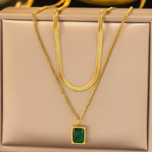 Gold-Plated Stainless Steel Layered Necklace with Green Emerald Geometric Pendant – Anti-Tarnish